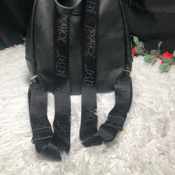 ? NWOT Betsey Johnson bag main image 5